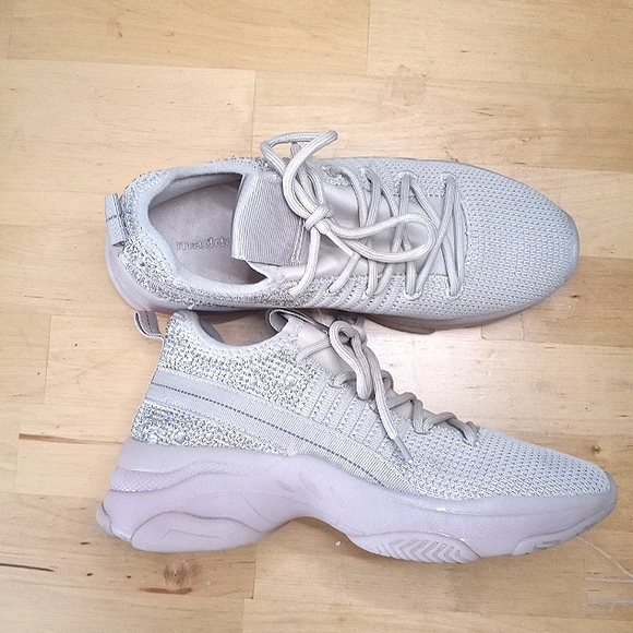 Madden Girl Shoes - Madden Girl Shimmer Blush Rhinestones Sneakers Sz 7